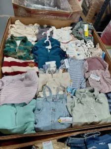 Ventajas de comprar ropa usada infantil