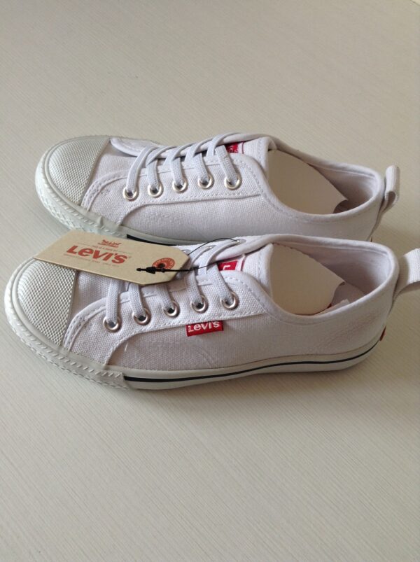 Deportivas Levis