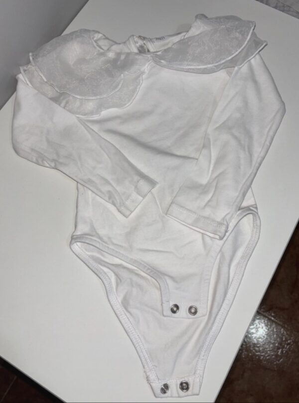 Bodi con cuello zara