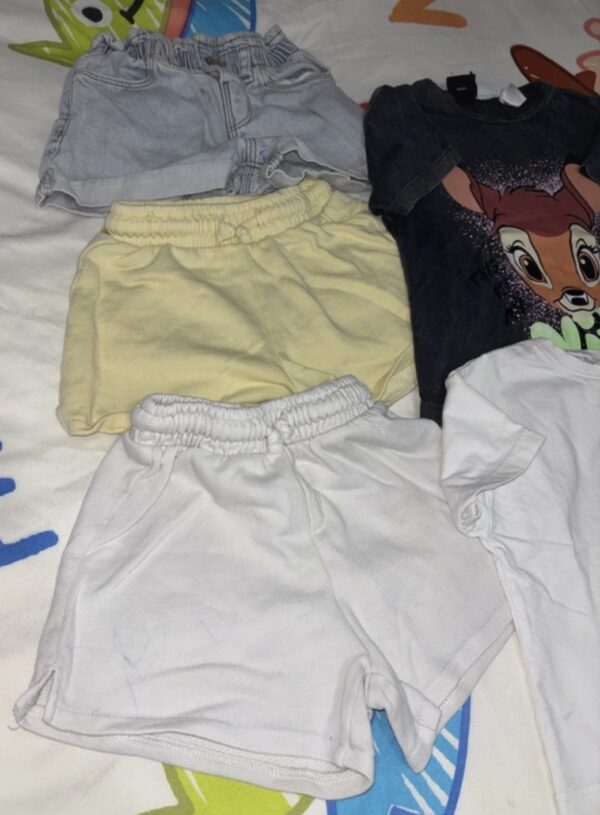 Screenshot Camisetas y pantalones zara