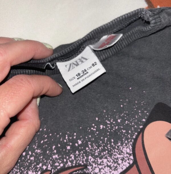 Screenshot Camisetas y pantalones zara